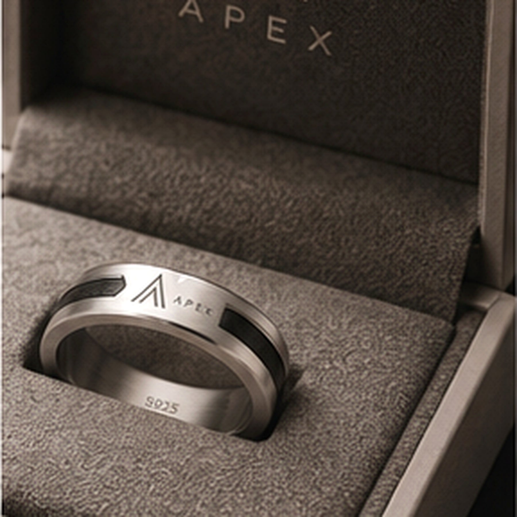 APEX Meridian ring in presentation box, macro
